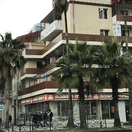 Apartamento Casa Neptun In Old Batumi Exterior foto