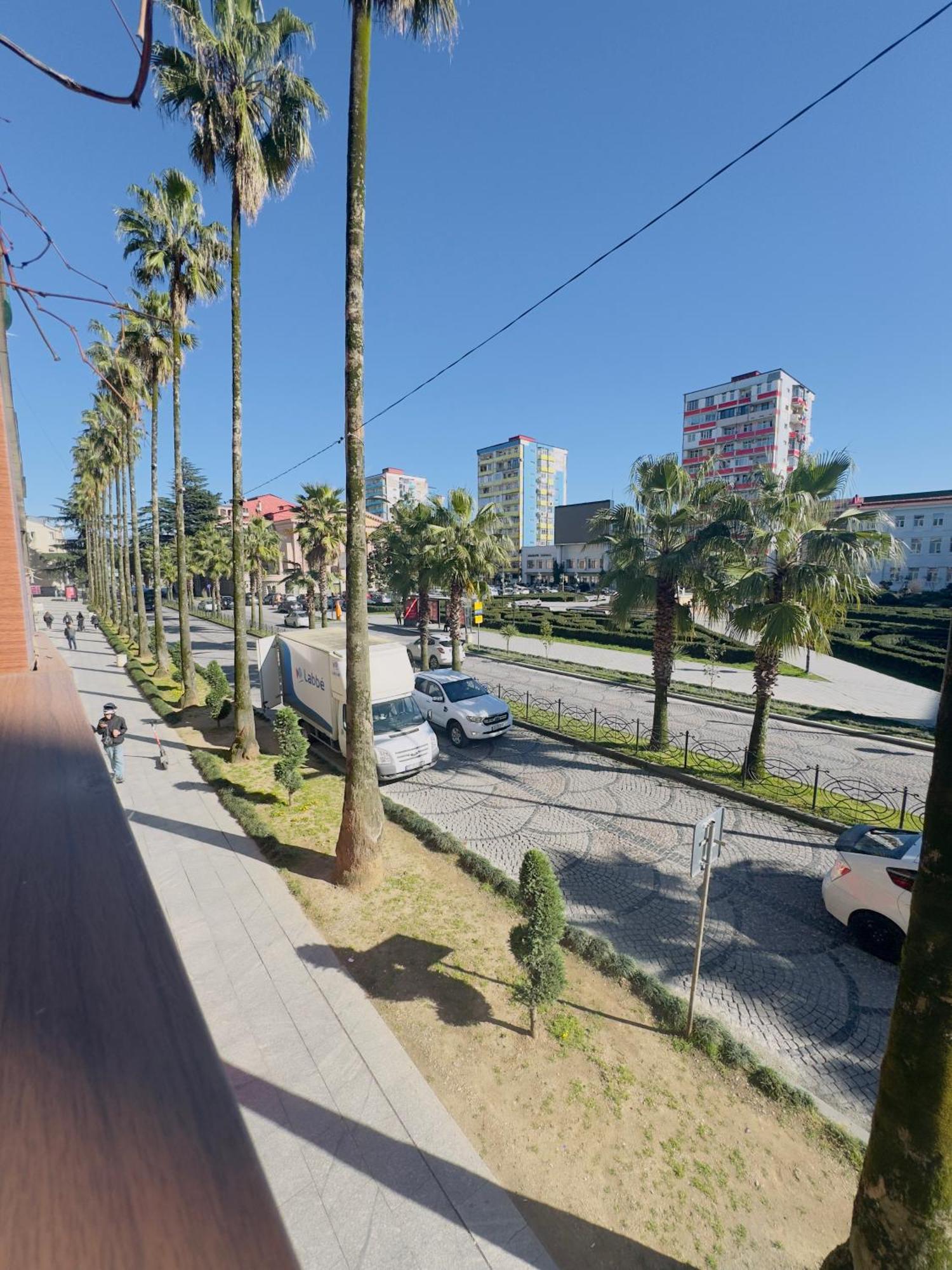 Apartamento Casa Neptun In Old Batumi Exterior foto