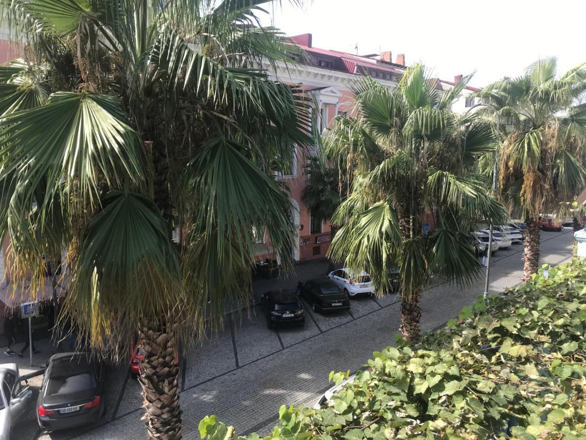 Apartamento Casa Neptun In Old Batumi Exterior foto