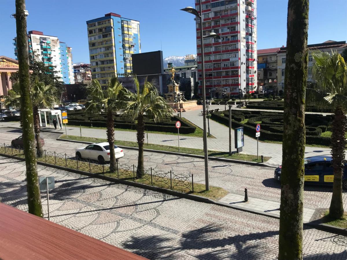 Apartamento Casa Neptun In Old Batumi Exterior foto