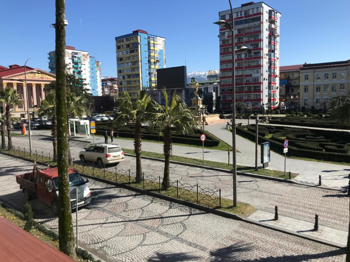 Apartamento Casa Neptun In Old Batumi Exterior foto